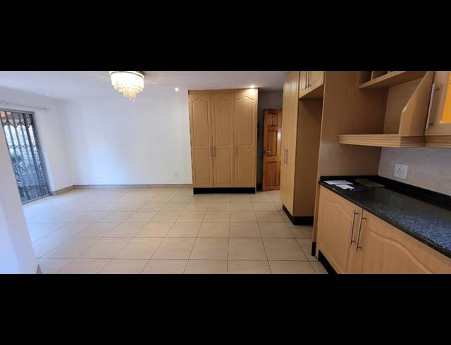 3 BEDROOM SIMPLEX FOR SALE IN LIEFDE EN VREDE